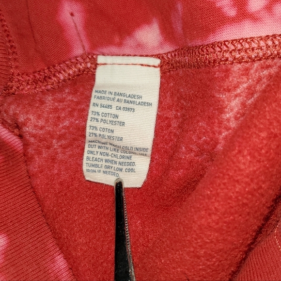 American Eagle Red Tie-Dye Shorts - Picture 9 of 12